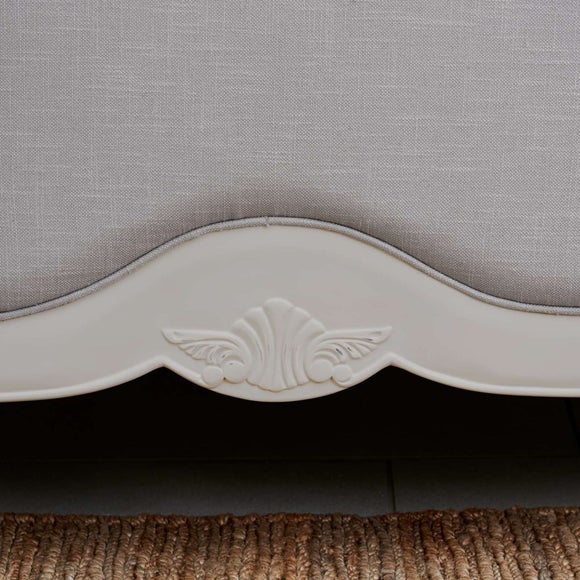 Carousel navigation image position 5 of 7