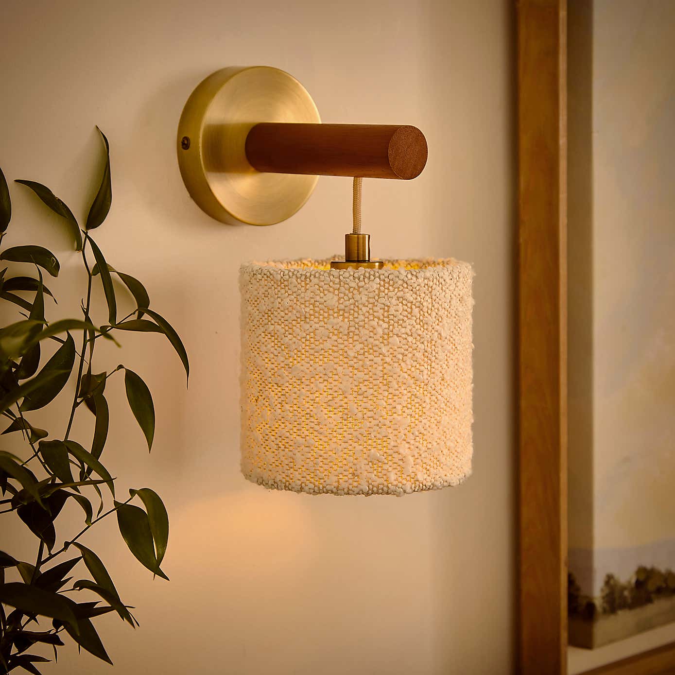 Carousel zoom image position 2 of 6