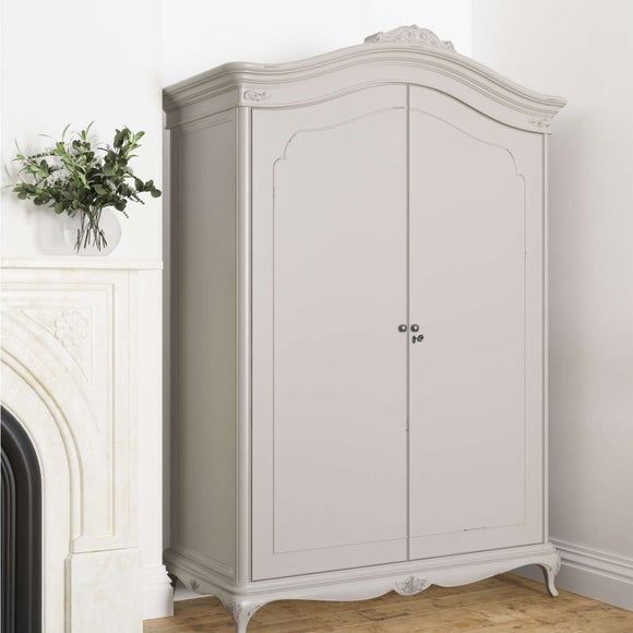 View Willis And Gambier Etienne Wide Fitted Wardrobe View Willis And Gambier Etienne Wide Fitted Wardrobe