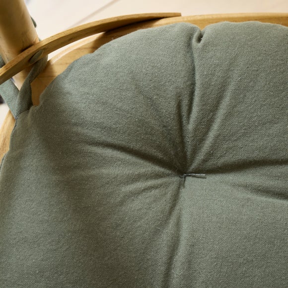 Carousel navigation image position 2 of 3