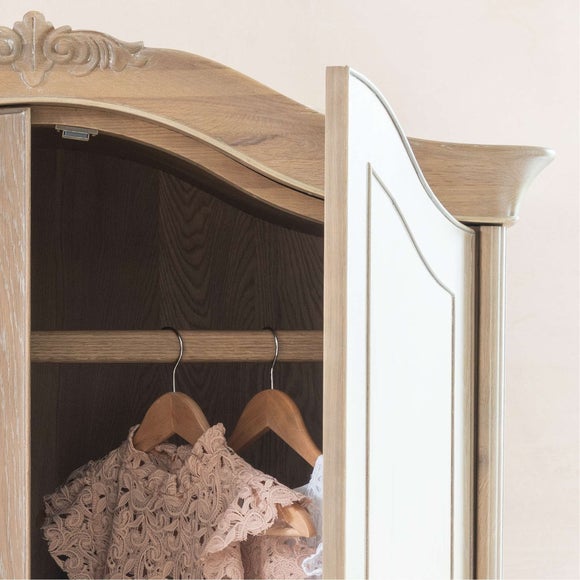 Carousel navigation image position 4 of 8