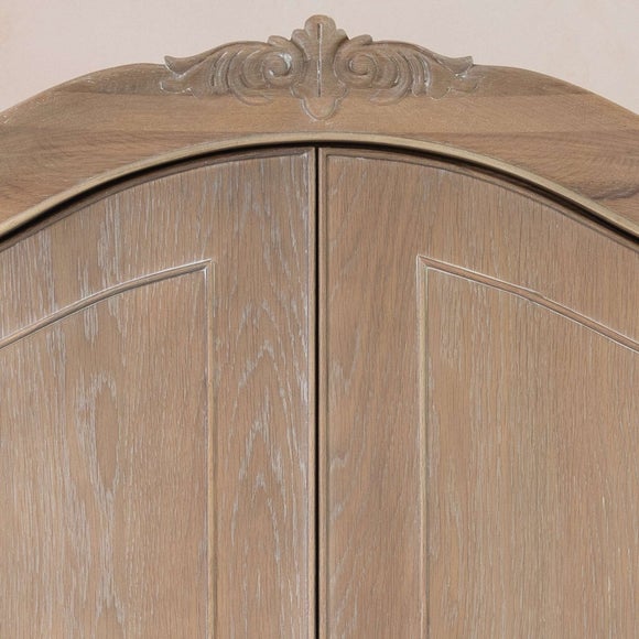 Carousel navigation image position 5 of 8