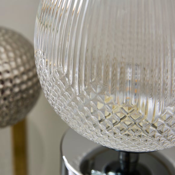 Carousel navigation image position 3 of 6