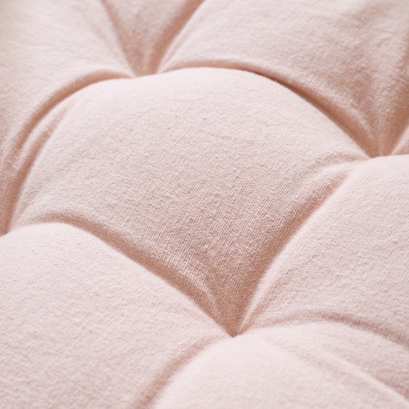 Carousel navigation image position 3 of 6