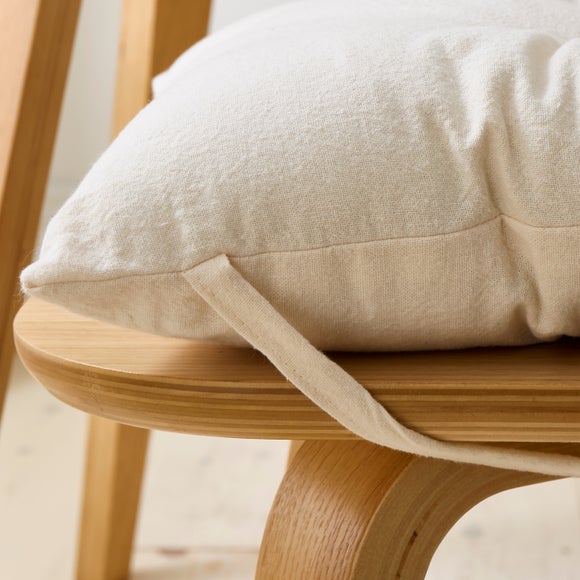 Carousel navigation image position 3 of 4