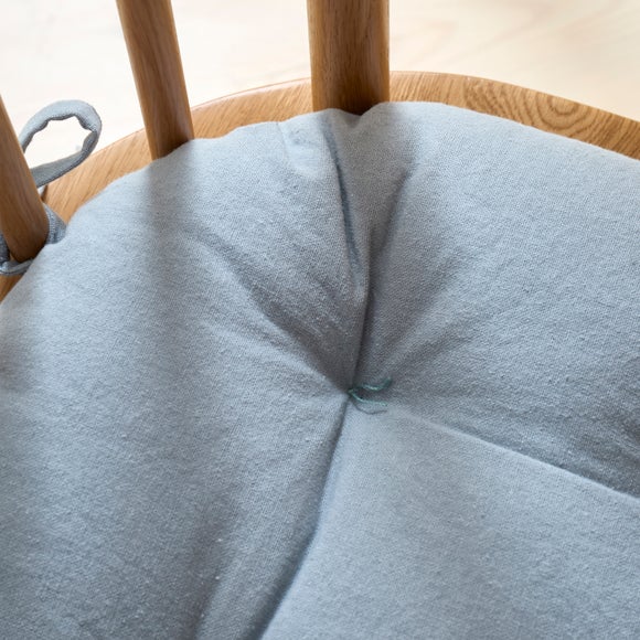 Carousel navigation image position 2 of 3