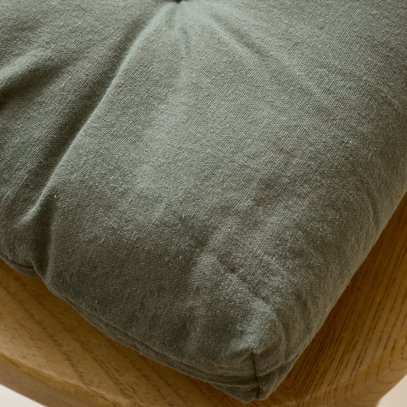 Carousel navigation image position 2 of 6