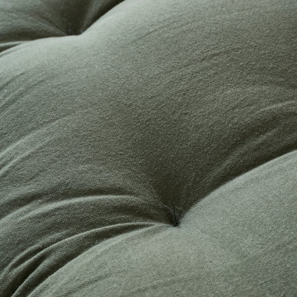 Carousel navigation image position 5 of 6