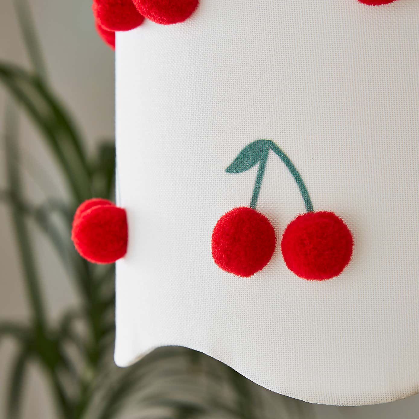 Carousel zoom image position 3 of 4