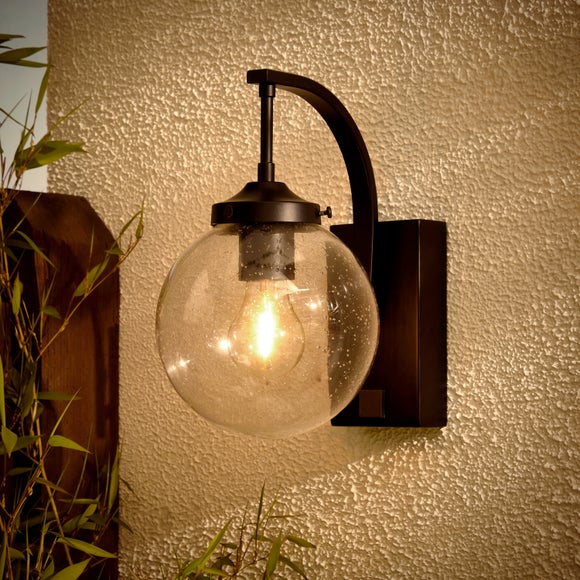 Carousel navigation image position 2 of 7