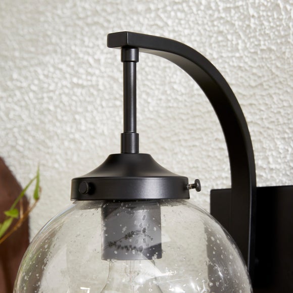 Carousel navigation image position 5 of 7