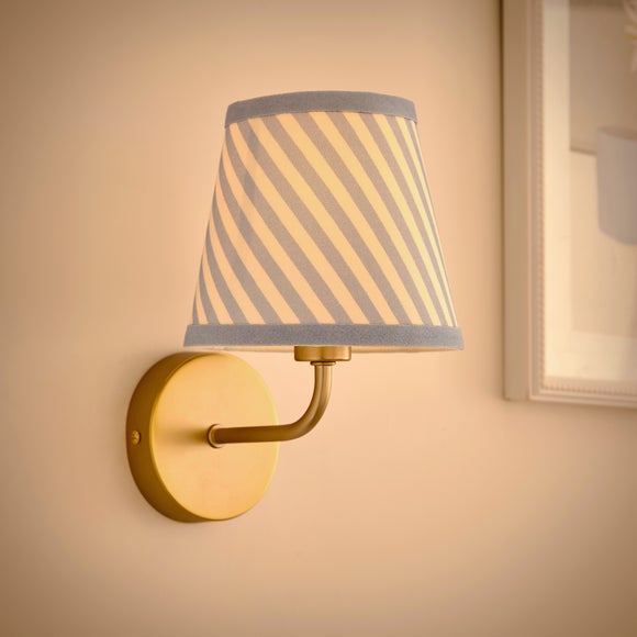 Carousel navigation image position 2 of 4