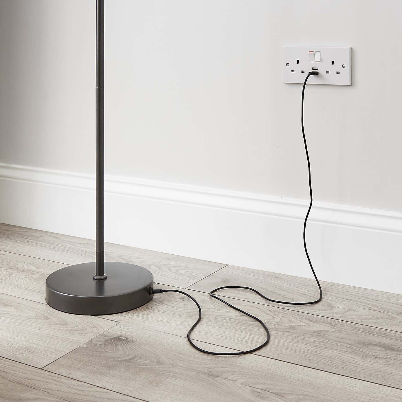 Carousel zoom image position 4 of 8