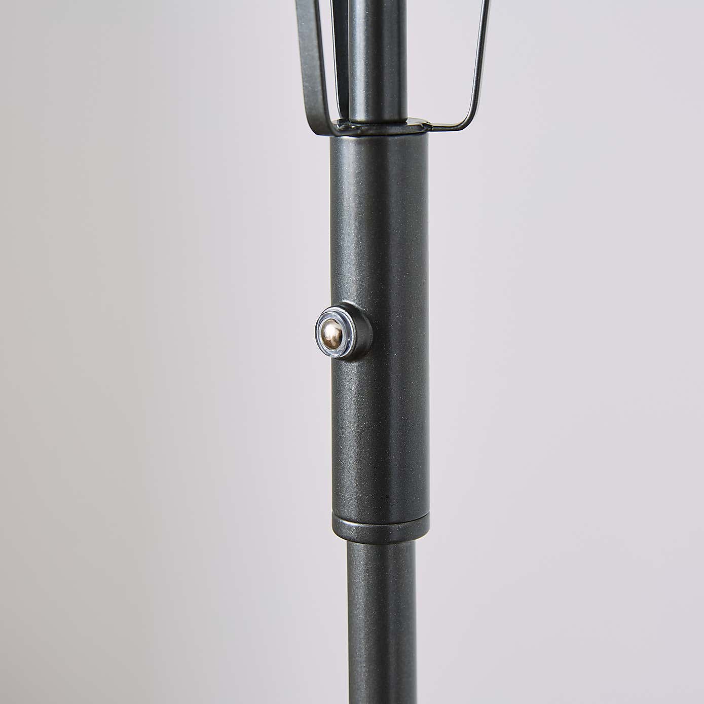 Carousel zoom image position 6 of 8