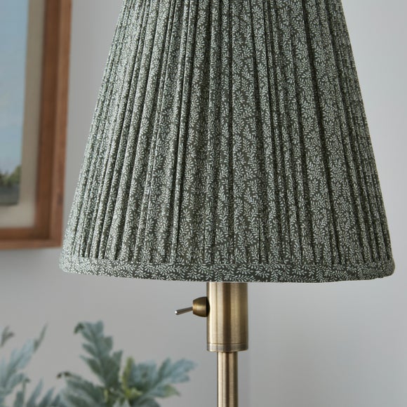 Carousel navigation image position 3 of 6