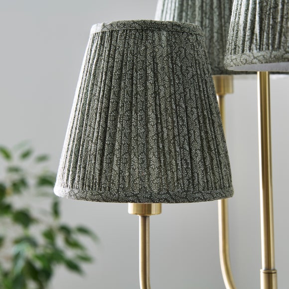 Carousel navigation image position 3 of 6