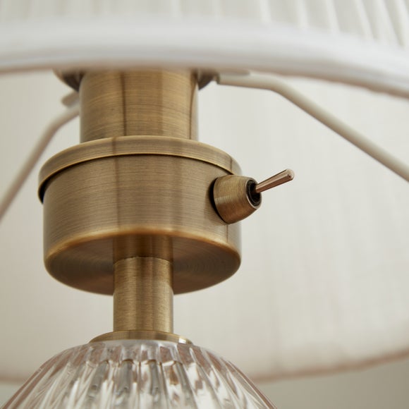 Carousel navigation image position 4 of 6