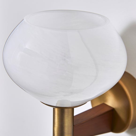 Carousel navigation image position 3 of 6