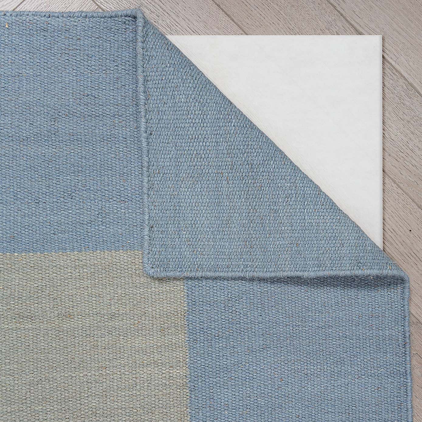 Carousel zoom image position 3 of 6