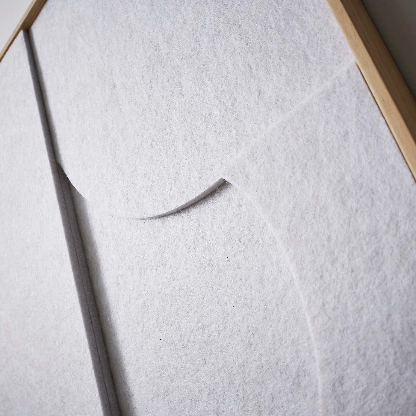 Carousel zoom image position 2 of 3