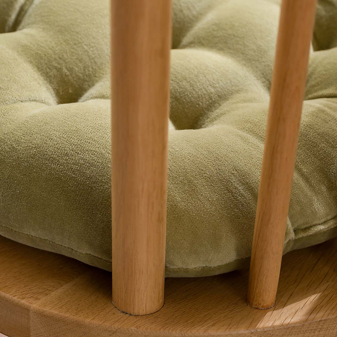 Carousel zoom image position 2 of 4