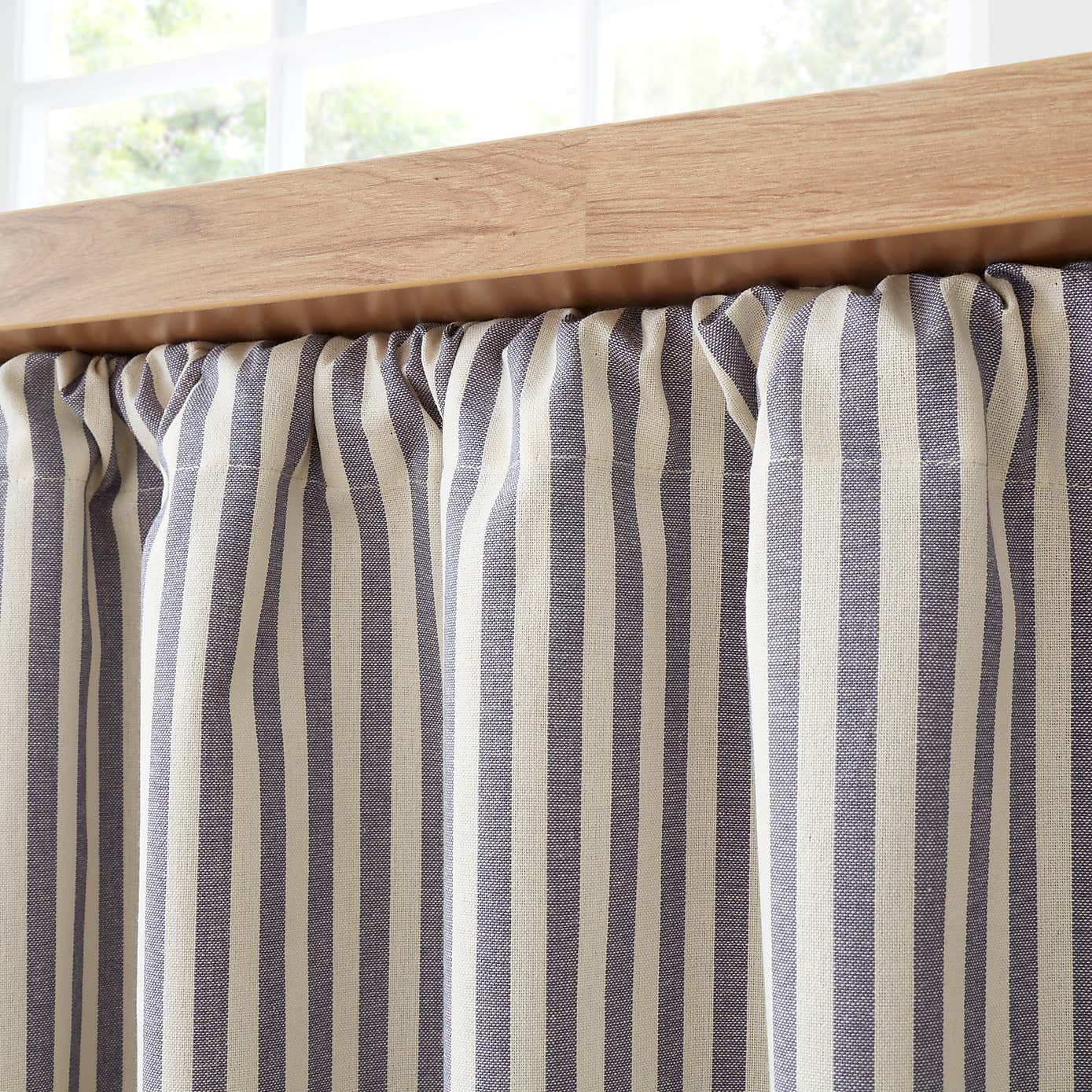 Carousel zoom image position 2 of 2