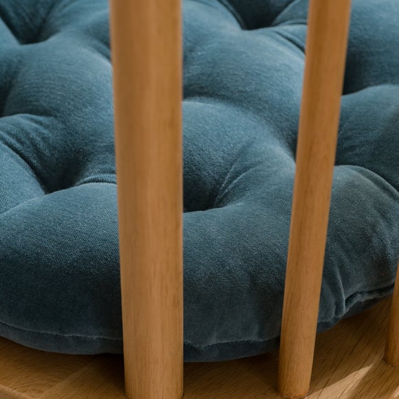 Carousel navigation image position 2 of 4