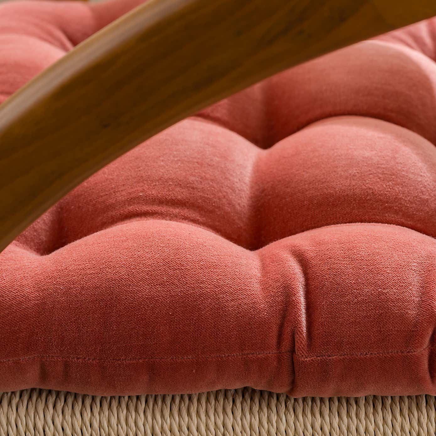 Carousel zoom image position 3 of 7