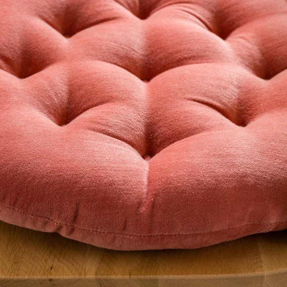 Carousel navigation image position 3 of 4