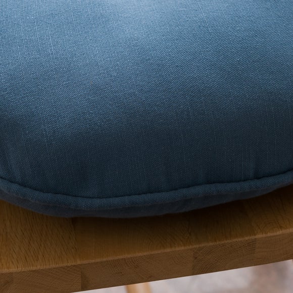 Carousel navigation image position 2 of 6