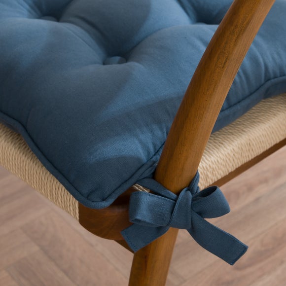 Carousel navigation image position 3 of 7