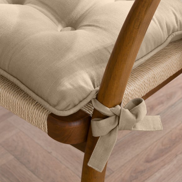 Carousel navigation image position 3 of 7