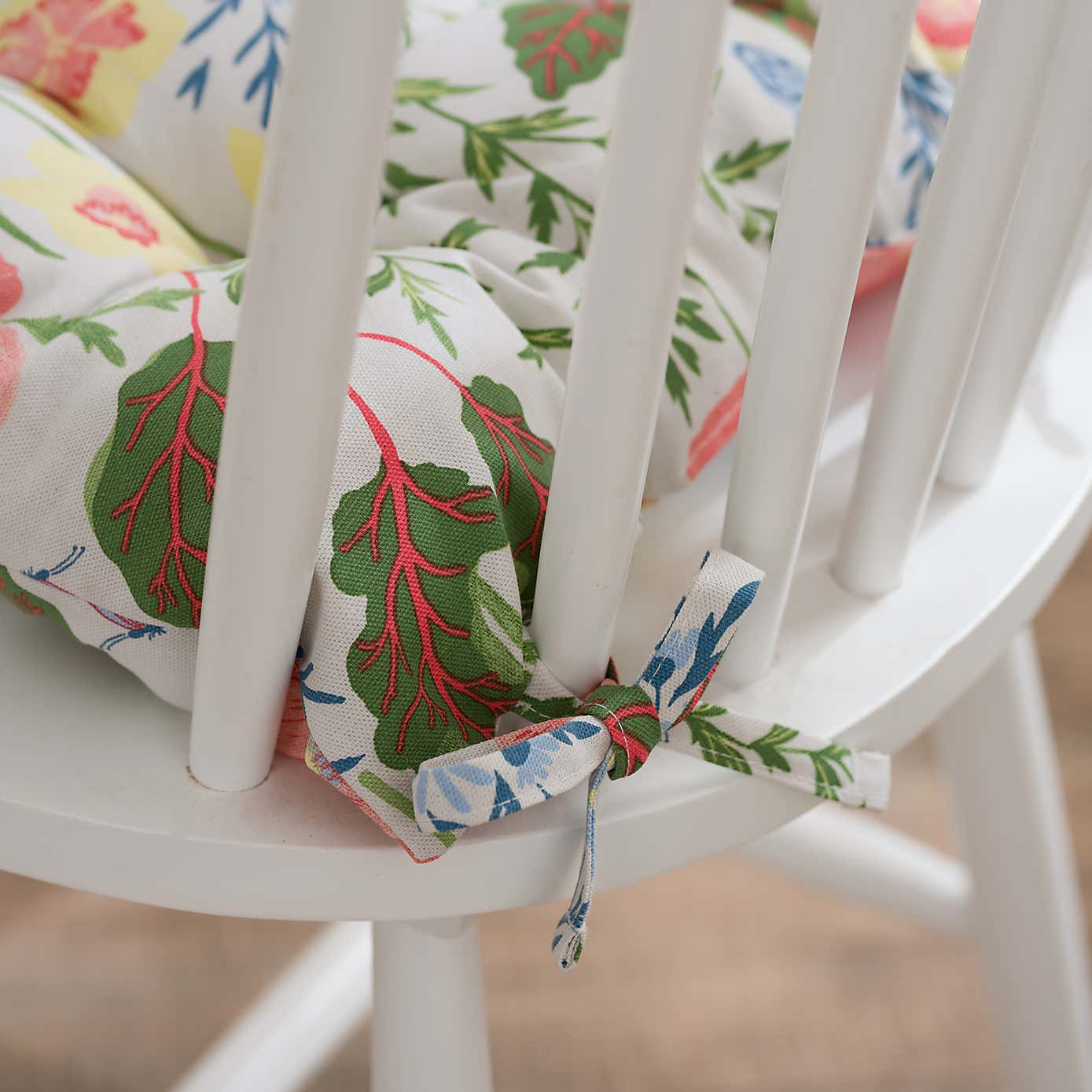 Carousel zoom image position 2 of 6