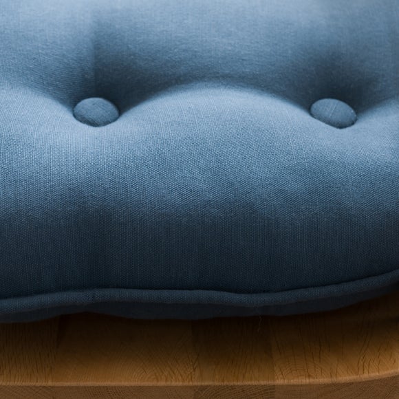 Carousel navigation image position 2 of 6