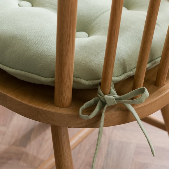 Carousel navigation image position 3 of 6