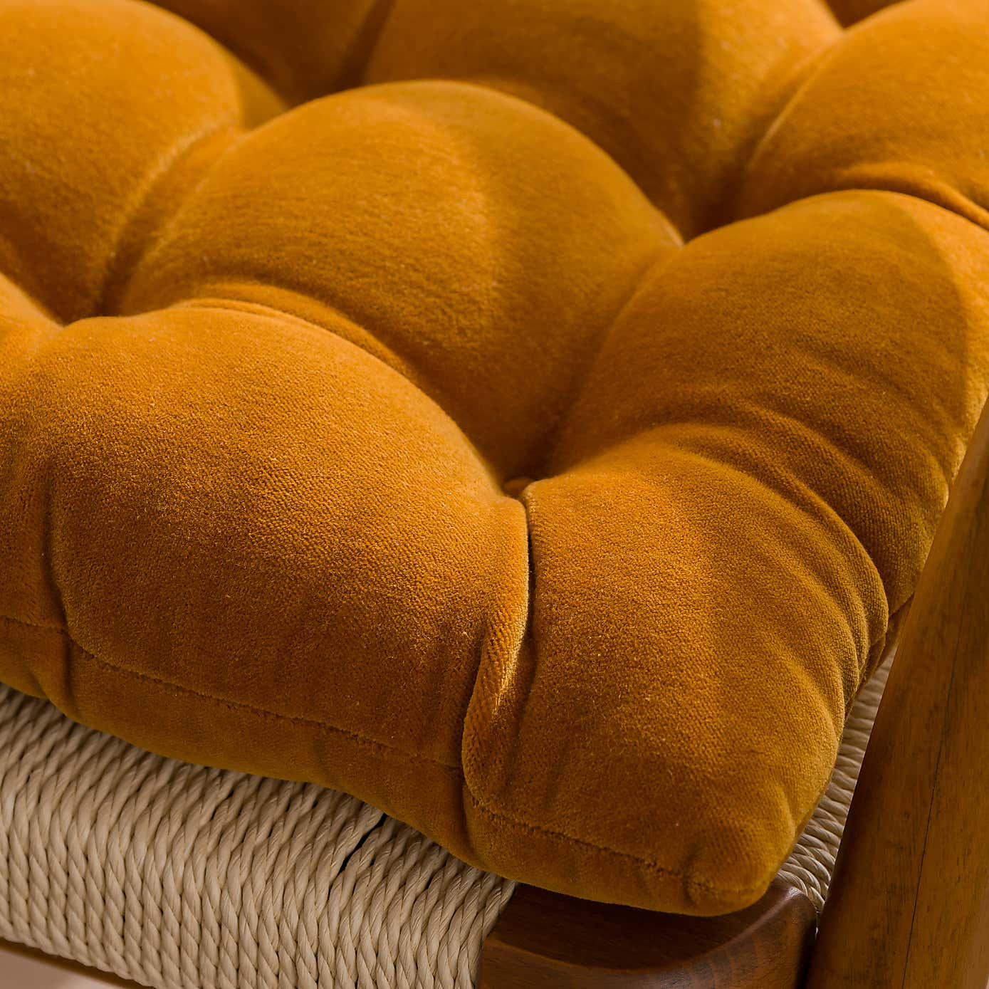 Carousel zoom image position 2 of 7