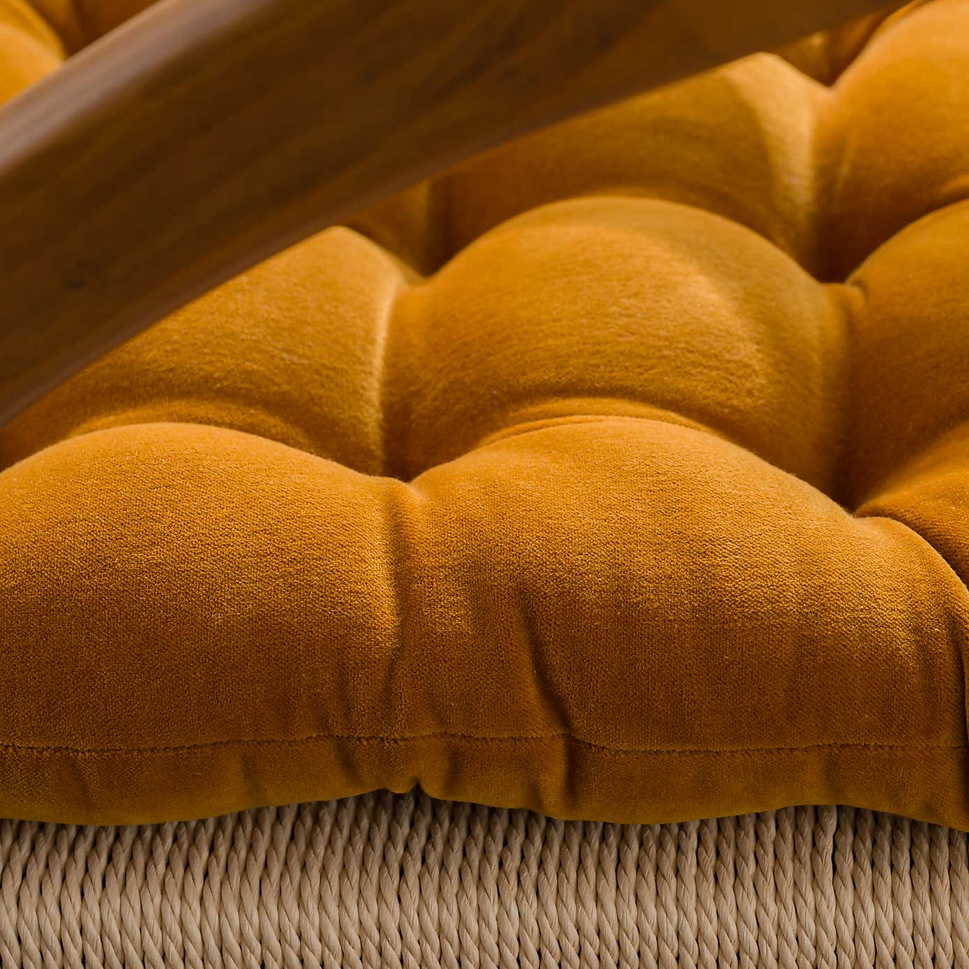 Carousel zoom image position 3 of 7