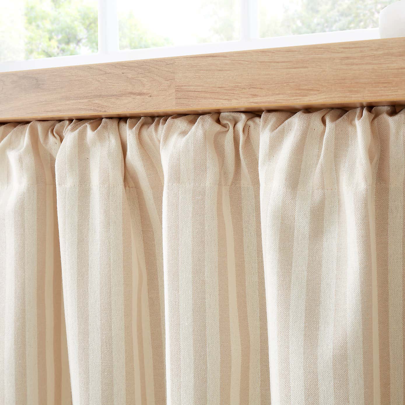 Carousel zoom image position 2 of 2