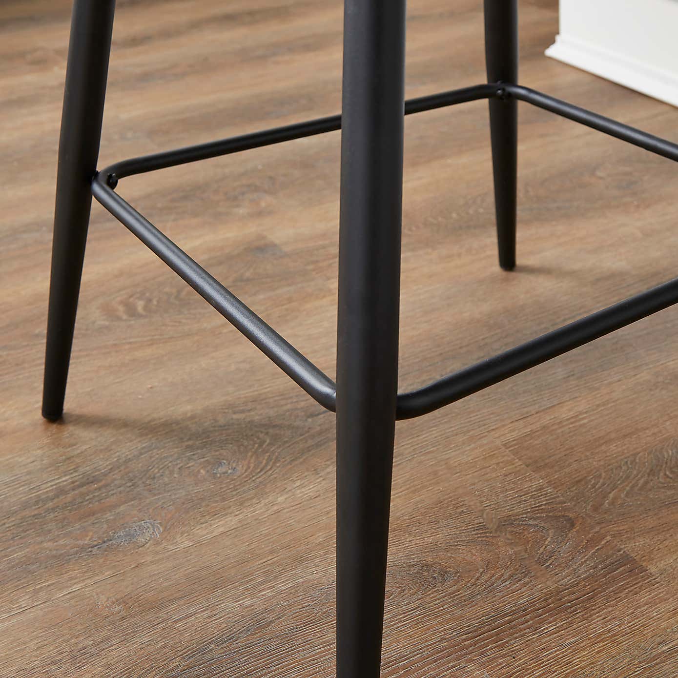 Carousel zoom image position 3 of 7