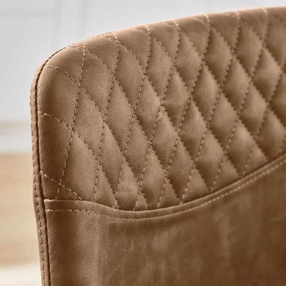 Carousel navigation image position 4 of 7