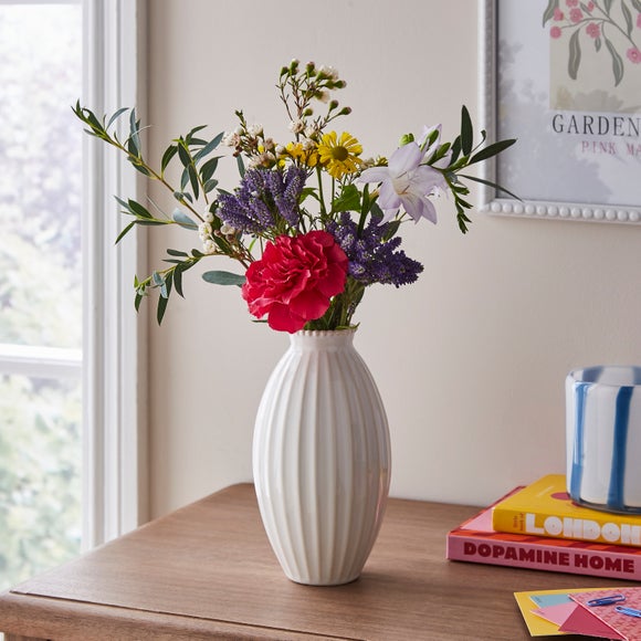 Ceramic Ribbed Vase with Beaded Edge