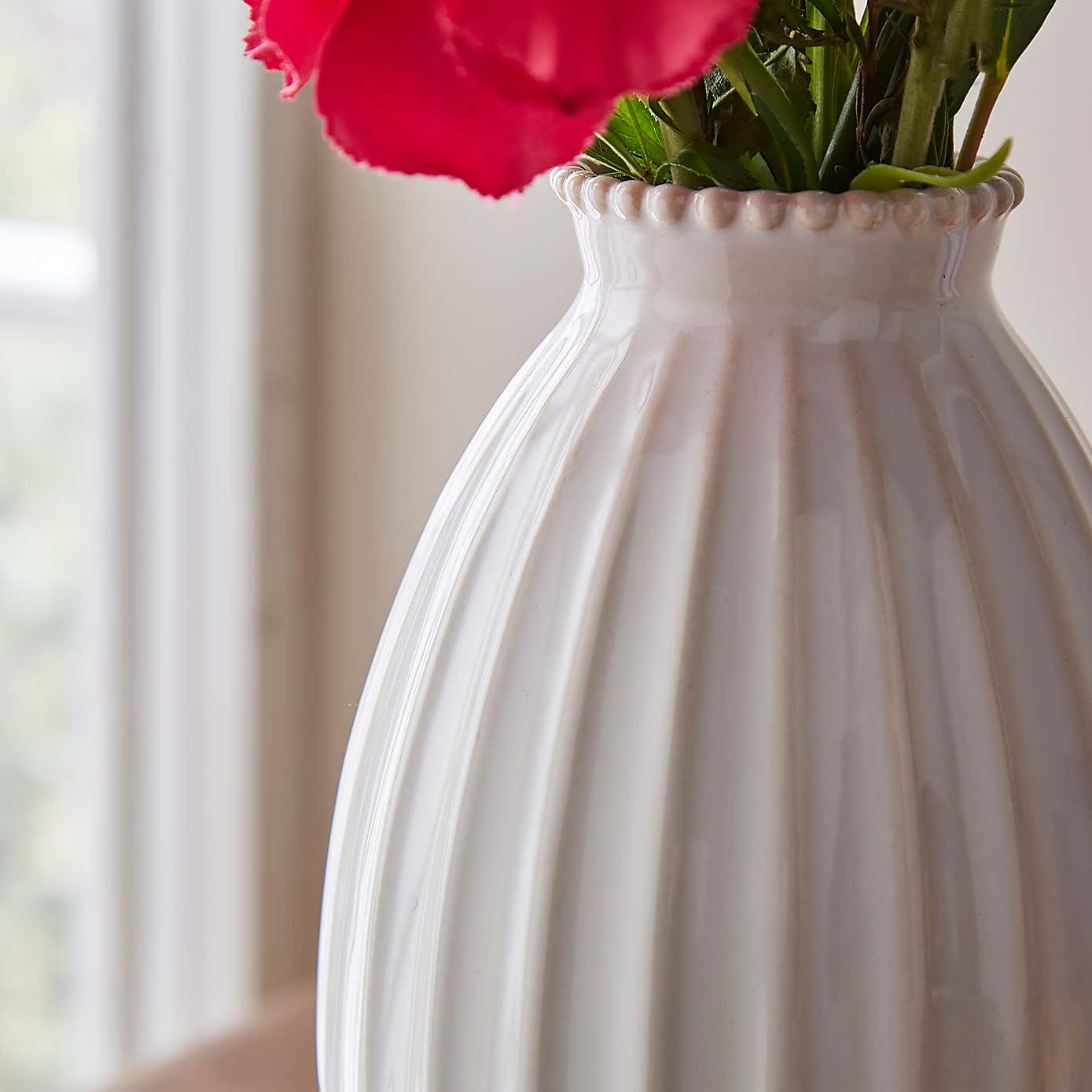 Carousel zoom image position 2 of 3