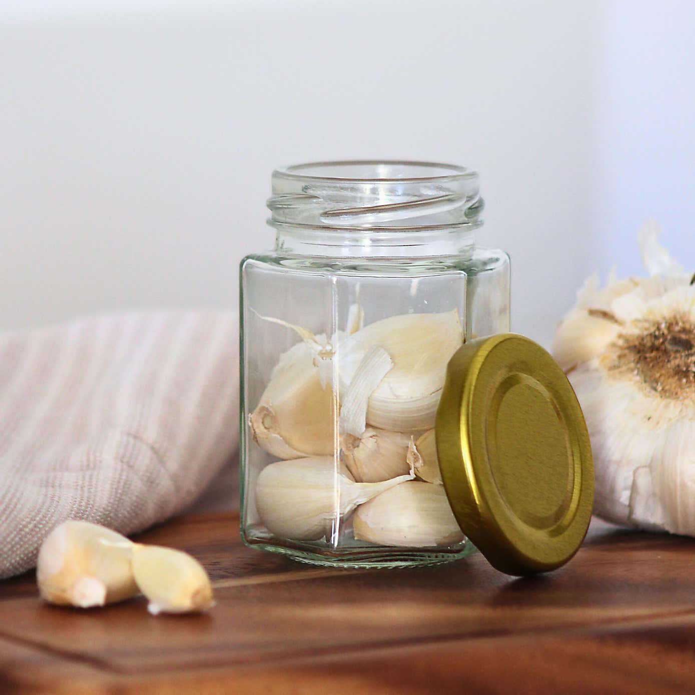 Carousel zoom image position 1 of 3