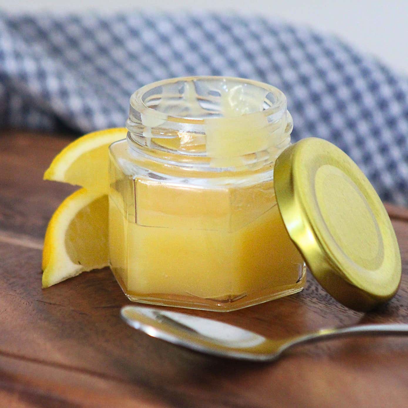 Carousel zoom image position 2 of 3