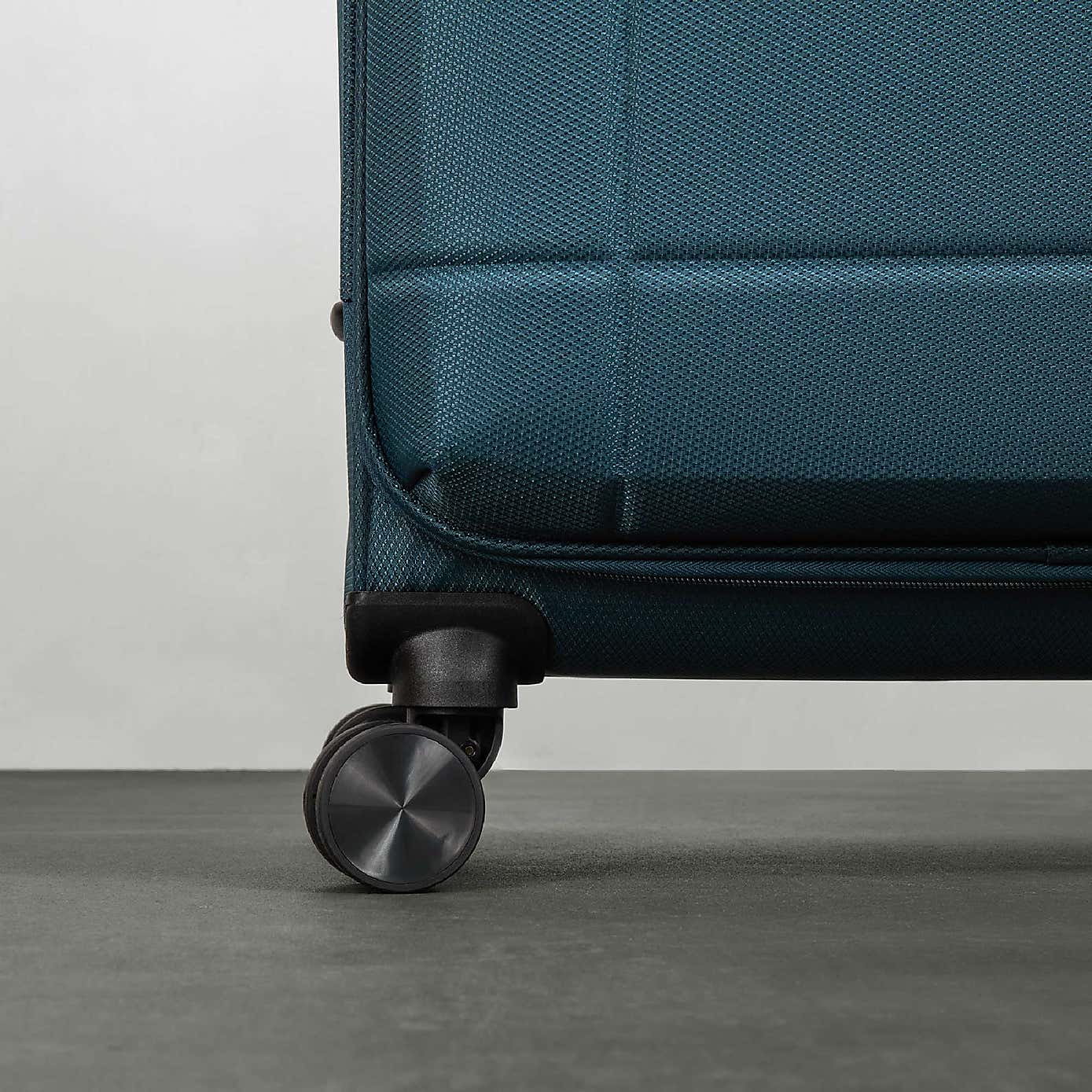 Carousel zoom image position 3 of 5