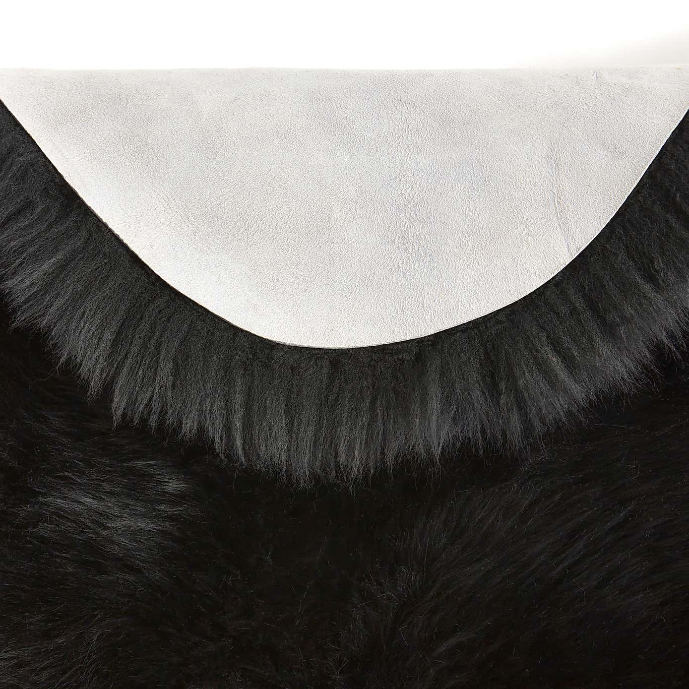 Carousel zoom image position 3 of 5