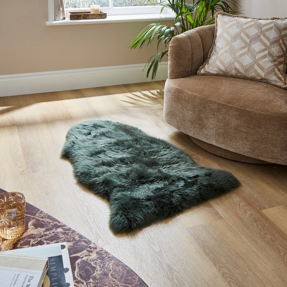 Single Pelt Sheepskin Rug