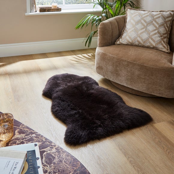 Single Pelt Sheepskin Rug