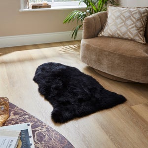 Single Pelt Sheepskin Rug