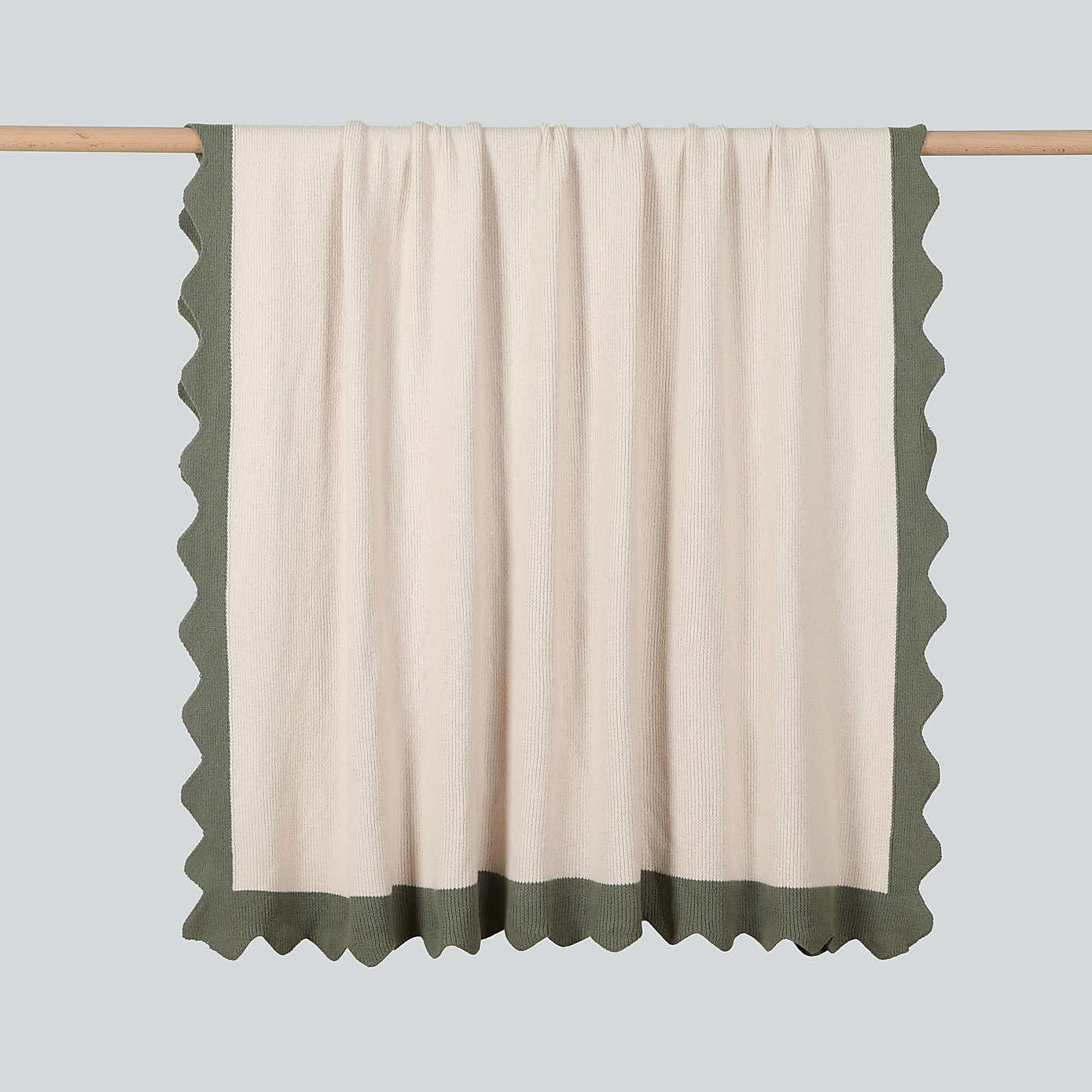 Carousel zoom image position 3 of 5